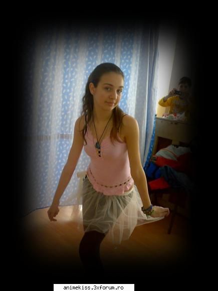 Poze cu noi - draguta simi...cool fato!;) imi place cum arati - ~KiSs-Poze~