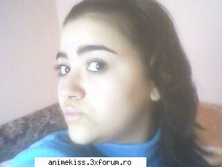 Poze cu noi - Eu arat cam asa - ~KiSs-Poze~